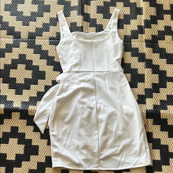 Express Elegant White Sleeveless Mini Dress - Picture 5 of 5